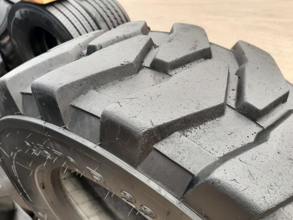 Opona używana przemysłowa 315/70R22.5 CALIBER POWERGRIP 800zł W4114 - obrazek 7