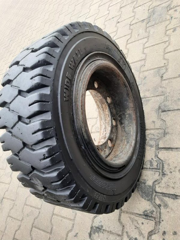 Koło używane przemysłowe 8.15-15 28x9-15 BKT 399zł W4116 - obrazek 6