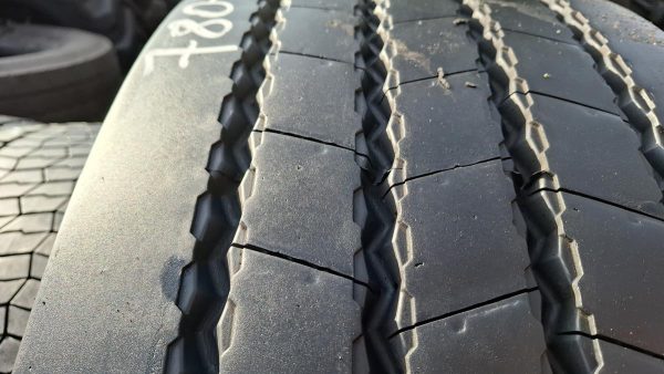 Opona używana ciężarowa 425/65R22.5 MICHELIN MULTIWAY HDXZE 780zł C2339 - obrazek 9