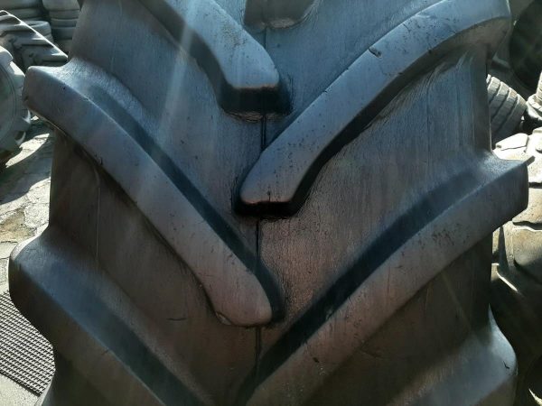 Opona używana rolnicza 650/75R32 DNIEPROSHINA AGRO WORK 2500zł W4120 - obrazek 4
