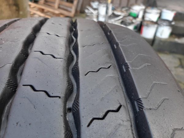 Opona używana ciężarowa 305/70R19.5 CONTINENTAL CONTIHYBRID HS3 480zł C2342 - obrazek 8