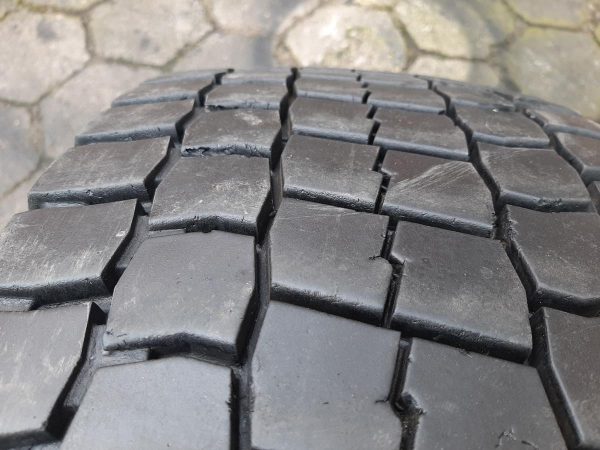 Opona używana ciężarowa 295/60R22.5 DOUBLE STAR DSR08A 400zł C2345 - obrazek 7