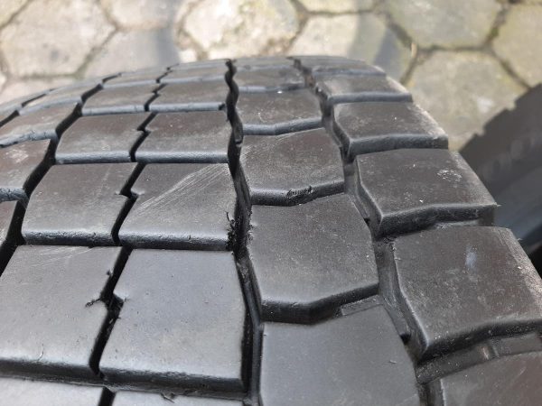 Opona używana ciężarowa 295/60R22.5 DOUBLE STAR DSR08A 400zł C2345 - obrazek 8