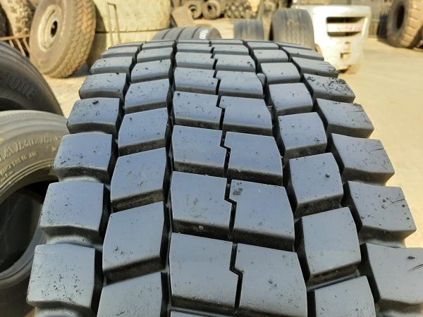 Opona używana ciężarowa 315/80R22.5 BRIDGESTONE  700zł C2350 - obrazek 4