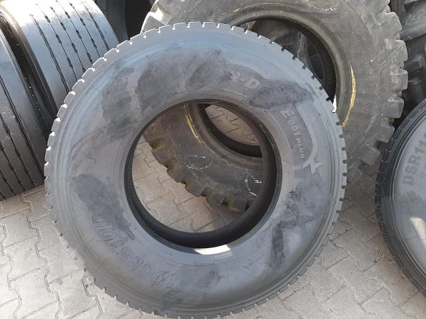 Opona używana ciężarowa 315/80R22.5 BRIDGESTONE  700zł C2350 - obrazek 2