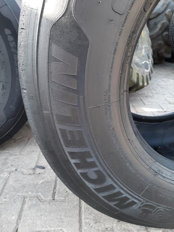 2x Opona używana ciężarowa 445/45R19.5 MICHELIN XMULTI HL 950zł C2352 - obrazek 3