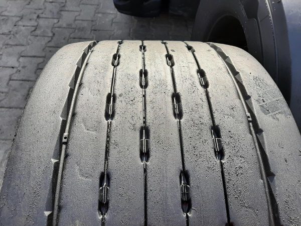 2x Opona używana ciężarowa 445/45R19.5 MICHELIN XMULTI HL 950zł C2352 - obrazek 5