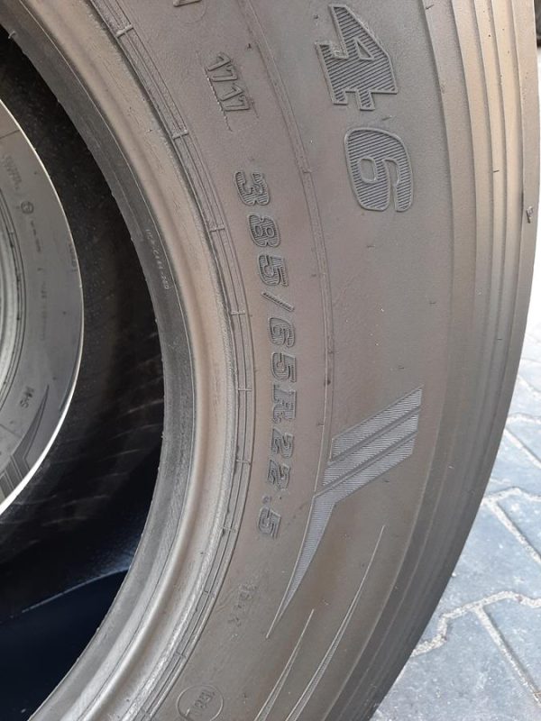 2x Opona używana ciężarowa 385/65R22.5 DUNLOP SP246; 550zł C2355 - obrazek 3