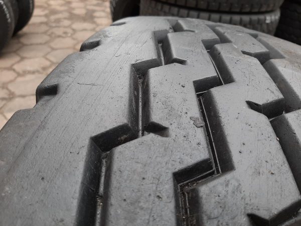 Opona używana ciężarowa 13R22.5 SATOYA SU-022; 800zł C2365 - obrazek 7