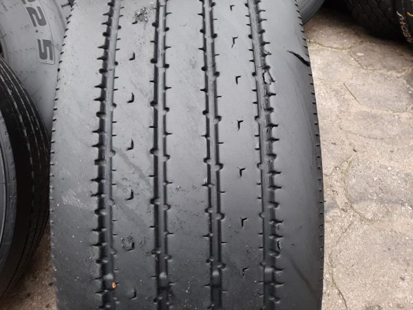 Opona używana ciężarowa 295/60R22.5 LONGMARCH LM216; 300zł C2369 - obrazek 4