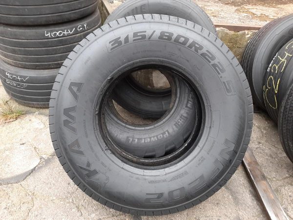Opona używana ciężarowa 315/80R22.5 KAMA NF 202; 750zł C2372 - obrazek 2