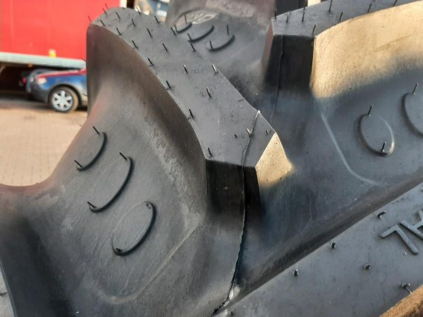 Opona używana rolnicza 460/85R38 18.4R38 BKT AGRI MAX RT885 2000zł W4137 - obrazek 10