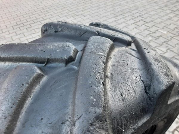 Opona używana przemysłowa 400/70-20 MITAS TR-01; 800zł W4141 - obrazek 6