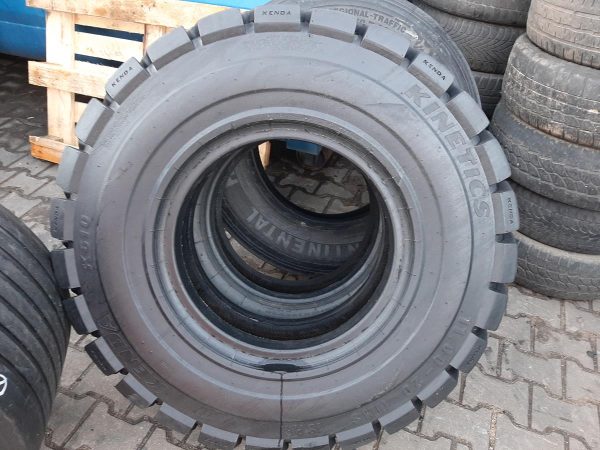 Opona używana przemysłowa 11.00-20 KENDA KINETICS K610 500zł W4144 - obrazek 2