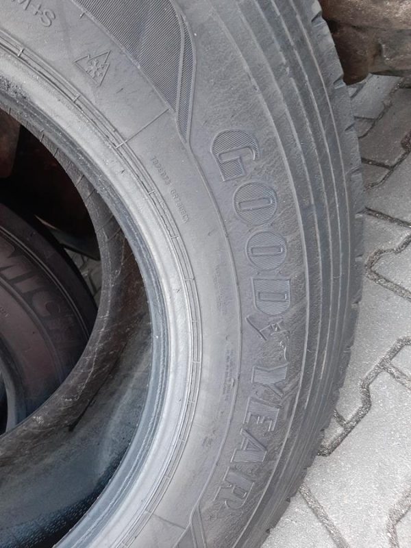 Opona używana ciężarowa 385/65R22.5 GOOEYEAR OMNITRAC S 750zł C2374 - obrazek 4