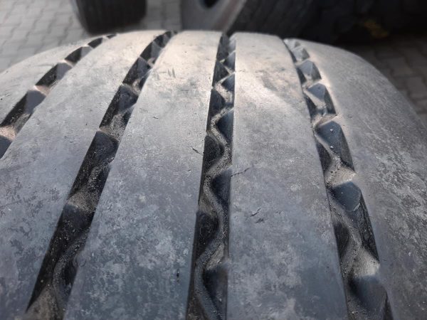 Opona używana ciężarowa 315/70R22.5 CONTINENTAL HSR2 600zł C2376 - obrazek 5