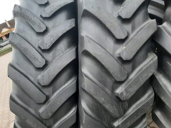 2x Opona używana rolnicza 420/95R50 MICHELIN SPRAYBIB 2900zł W4145 - obrazek 4