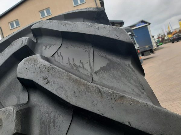 Opona używana rolnicza 710/75R42 TRELLEBORG TM900; 6500zł W4146 - obrazek 14
