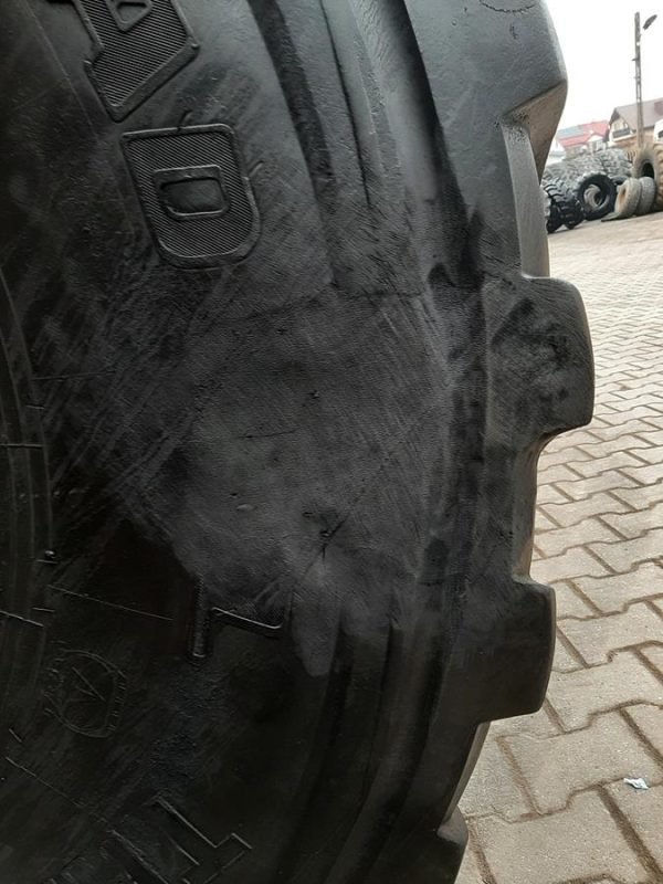 Opona używana rolnicza 750/60R30.5 TRELLEBORG TWIN RADIAL 3500zł W4148 - obrazek 7