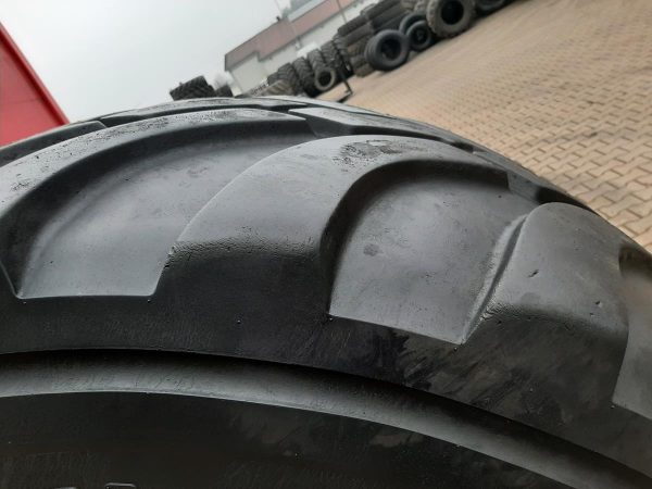 Opona używana rolnicza 750/60R30.5 TRELLEBORG TWIN RADIAL 3500zł W4148 - obrazek 13