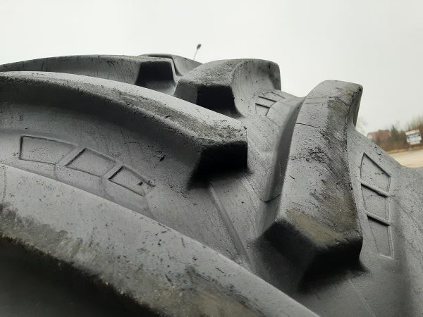 Opona używana rolnicza 650/85R38 STARMAXX TR-110 300zł W4150 - obrazek 7