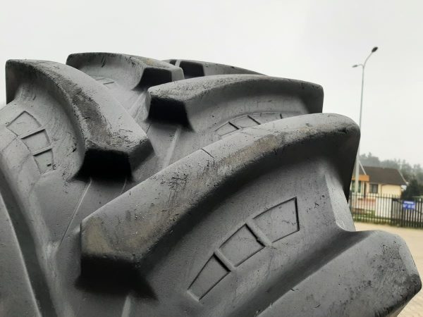 Opona używana rolnicza 650/85R38 STARMAXX TR-110 300zł W4150 - obrazek 9