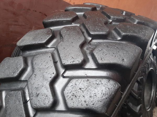 Opona używana rolnicza 400/80R24 BKT MULTIMAX MP527; 900zł W4154 - obrazek 11