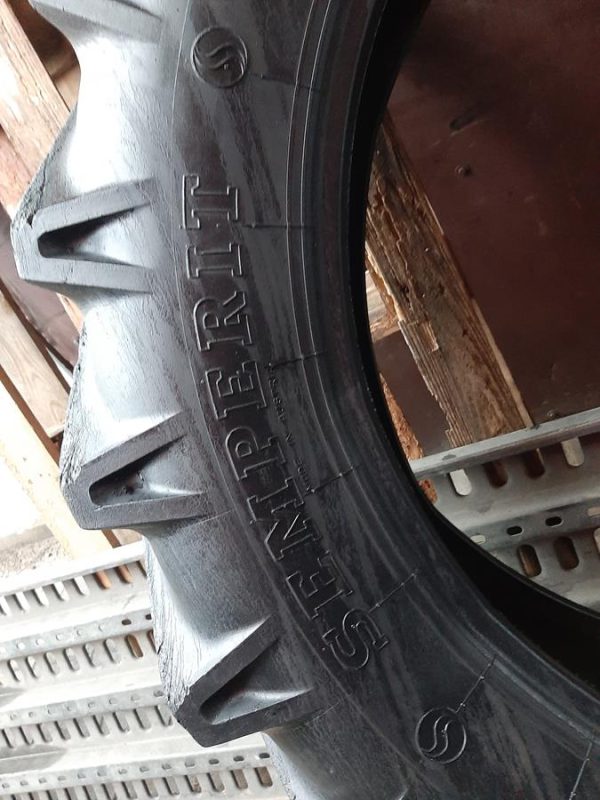 Opona używana rolnicza 13.6/12-36 SEMPERIT AS 600zł W4155 - obrazek 13