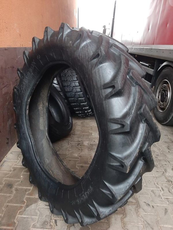 Opona używana rolnicza 13.6/12-36 SEMPERIT AS 600zł W4155 - obrazek 2