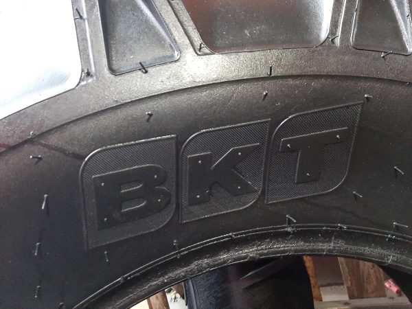 Opona używana rolnicza 16.9-28 BKT AS 2001 900zł W4157 - obrazek 9
