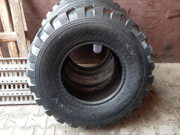 Opona używana przemysłowa 405/70R20 ; 16/70R20 GALAXY MULTITOUGH 800zł W4159 - obrazek 2