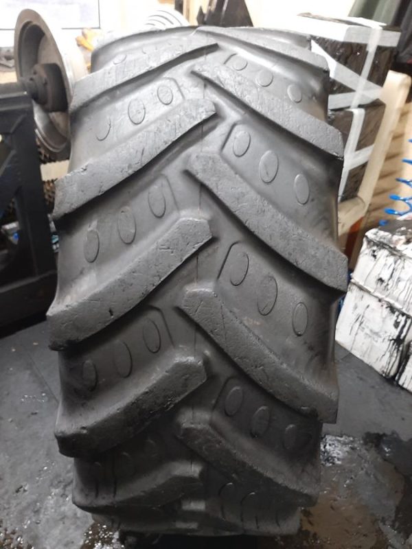 Opona używana rolnicza 420/70R24 BKT AGRIMAX RT765 600zł W4172