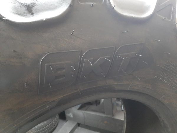 Opona używana rolnicza 420/70R24 BKT AGRIMAX RT765 600zł W4172 - obrazek 11
