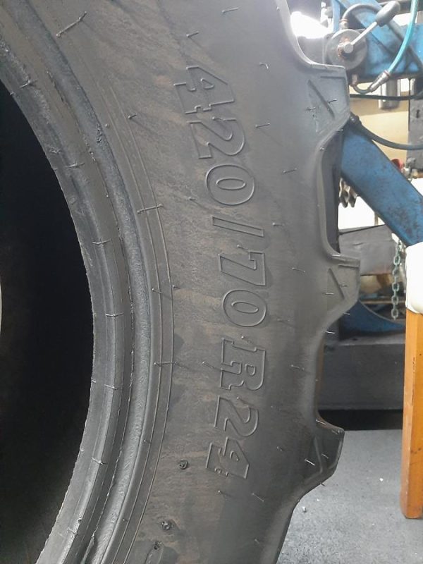 Opona używana rolnicza 420/70R24 BKT AGRIMAX RT765 600zł W4172 - obrazek 3
