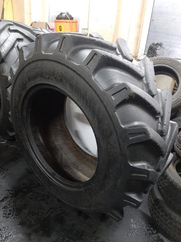 Opona używana przemysłowa 15.5/80-24 GALAXY SUPER HIGH LIFT 700zł W4173 - obrazek 2