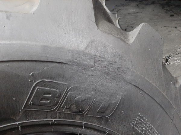Opona używana 440/80-24 17.8/80-24 ; 440/80R24 BKT 1000zł W4174 - obrazek 9