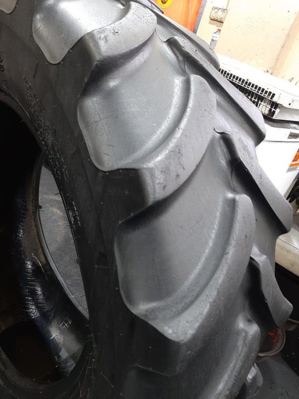 Opona używana rolnicza 320/70R24 FIRESTONE PERFORMER 70; 600zł W4175 - obrazek 11