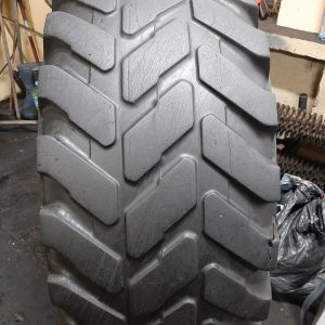 Opona używana przemysłowa 460/70R24 ; 17.5R24 VREDESTEIN 800zł W4177
