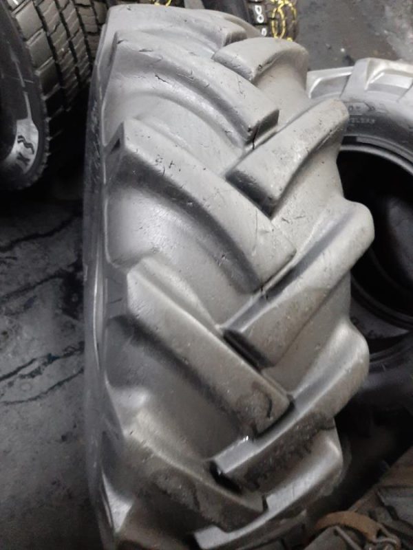 Opona używana przemysłowa 15.5/80-24 SWT GRIP KING HD 700zł W4178