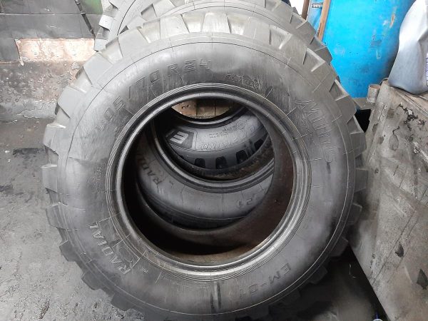 2x Opona używana przemysłowa 405/70R24 MITAS EM-01; 950zł(szt.) W4180 - obrazek 2