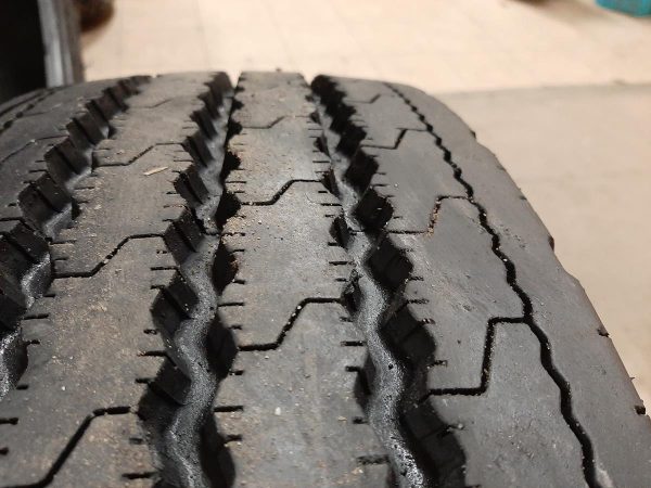 Opona używana ciężarowa 245/70R19.5 DOUBLE STAR DSR266 400zł C2382 - obrazek 8