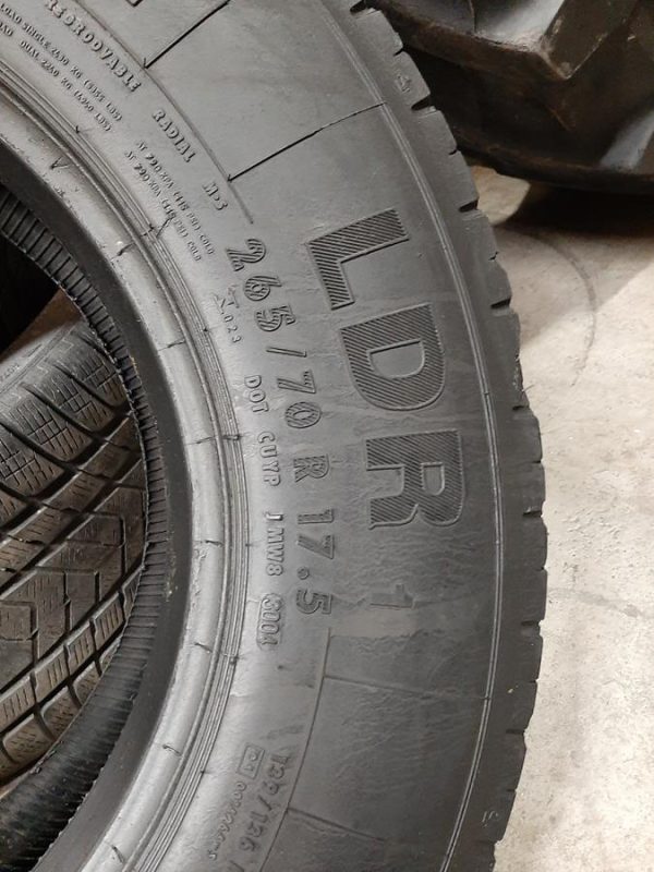 Opona używana ciężarowa 265/70R17.5 CONTINENTAL LDR 300zł C2383 - obrazek 3