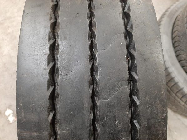 Opona używana ciężarowa 235/75R17.5 CONTINENTAL HTR2 480zł C2385 - obrazek 4