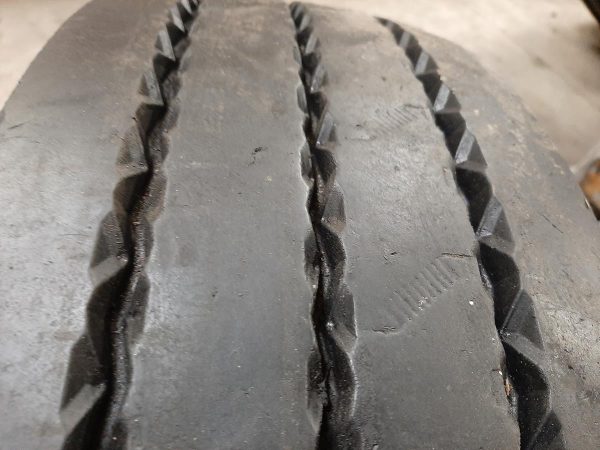 Opona używana ciężarowa 235/75R17.5 CONTINENTAL HTR2 480zł C2385 - obrazek 6