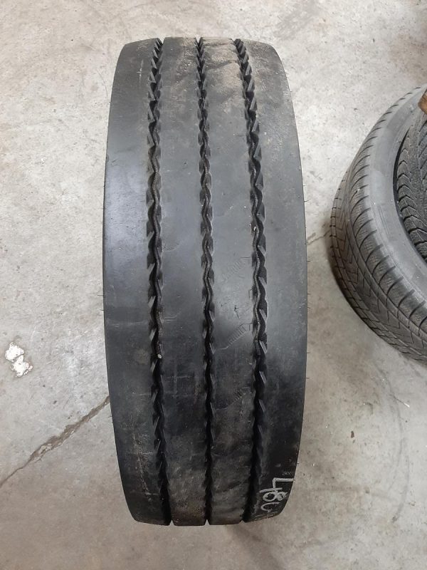 Opona używana ciężarowa 235/75R17.5 CONTINENTAL HTR2 480zł C2385