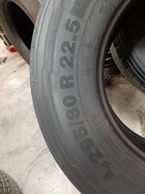 Opona używana ciężarowa 295/80R22.5 CONTINENTAL HYBRID 600zł C2388 - obrazek 3