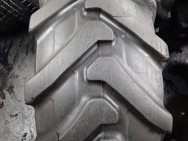 Opona używana rolnicza 460/70R24 17.5R24 ALLIANCE 900zł W4165