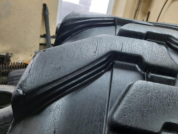Opona używana przemysłowa 440/80-24 16.9-24 CAMSO BACKHOE 1000zł W4168 - obrazek 6