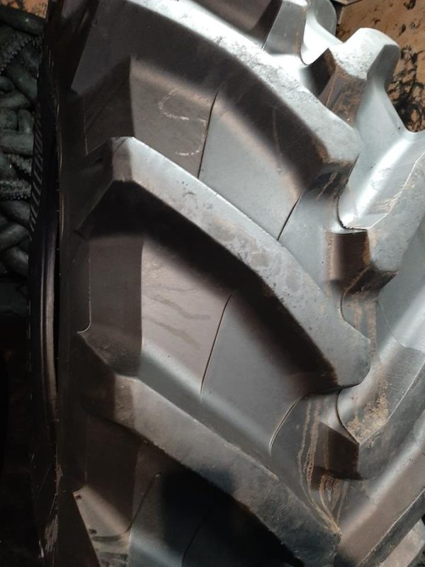Opona używana rolnicza 710/70R38 TRELLEBORG TM800; 4200zł W4182 - obrazek 8