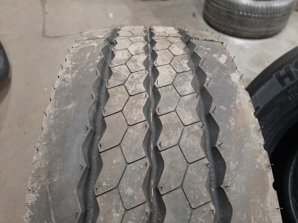 Opona nieużywana ciężarowa 285/70R19.5 BRIDGESTONE R-TRAILER 001 1100zł C2391 - obrazek 5
